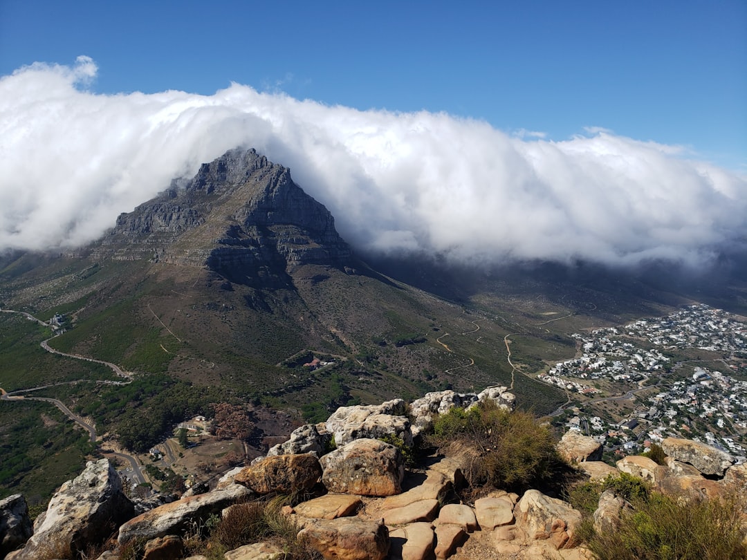 South Africa's Cloud Boom Fuels 22% AI Growth Spurt, Surpassing USD 40.1 Billion